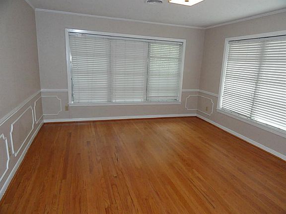 2nd image of 1505 Freedonia Dr