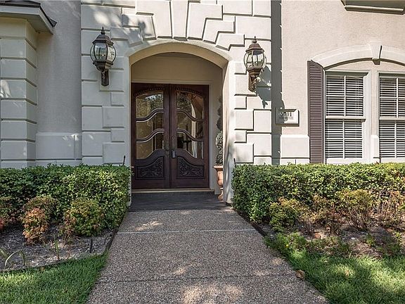 3rd image of 5701 Woodmont Ct