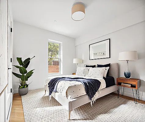 5th image of 590 6th St APT 1L