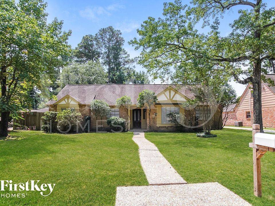 1st image of 3811 Fernglade Dr