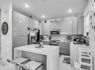 3327 W 106th Ter, Hialeah, FL 33018