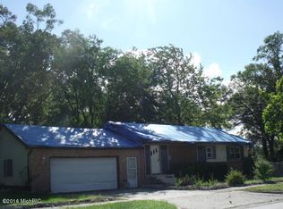 2208 Wood St, Muskegon Heights, MI 49444