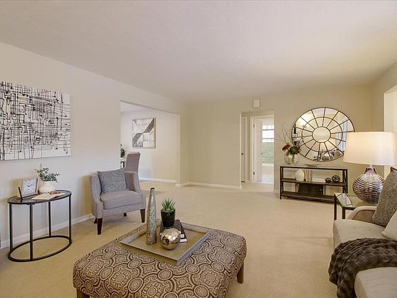 3rd image of 540 Macarthur Ave