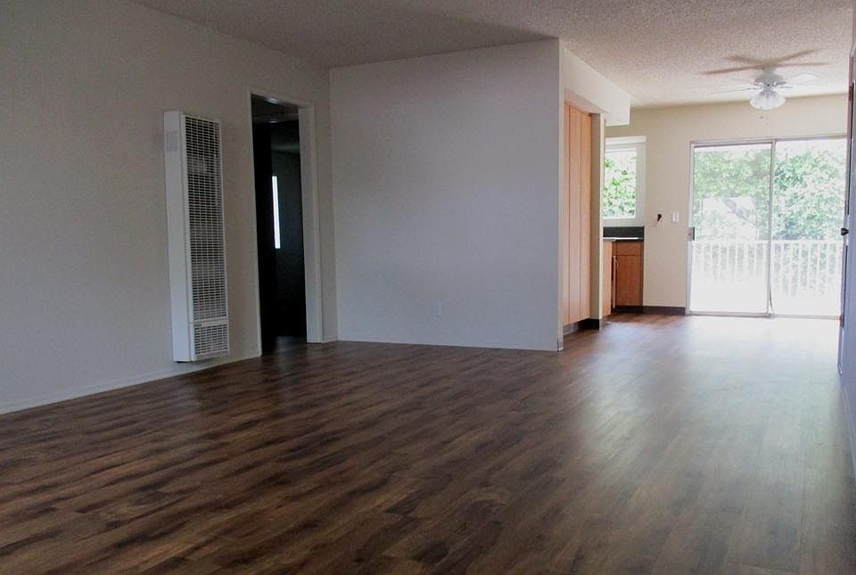 1st image of 417 E Badillo St APT 3