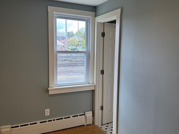 5th image of 9 Viall Ave #7