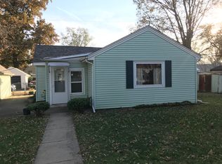 332 Albert St, Creve Coeur, IL
