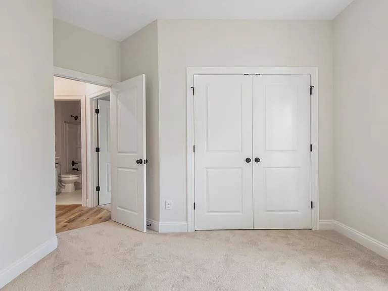 906 Mulberry Ave — Photo 23