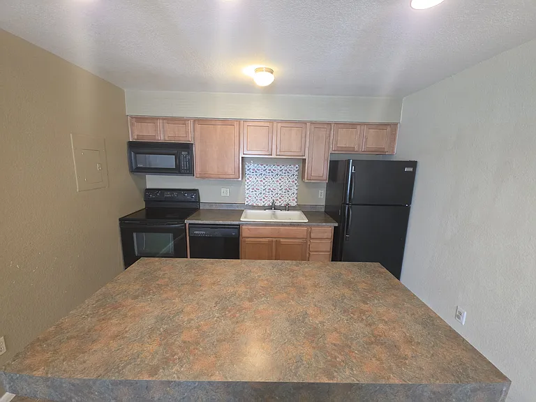 9150 E Arbor Cir #F — Photo 12