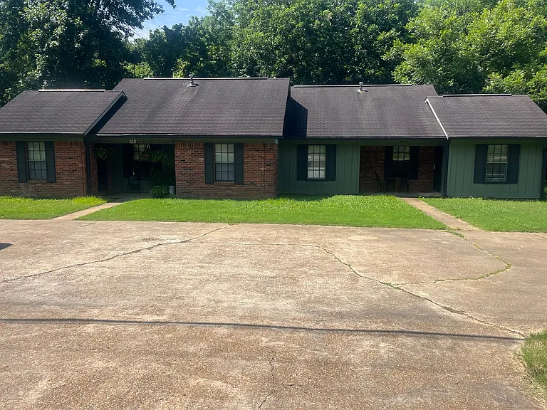 604 W Garrard Rd #B — Photo 2