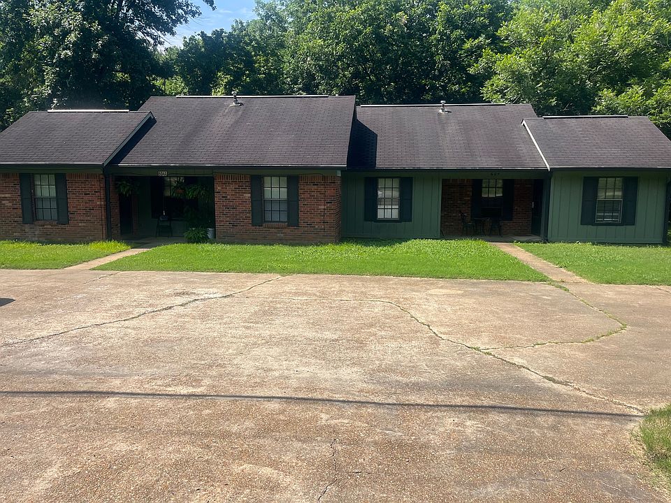 2nd image of 604 W Garrard Rd #B