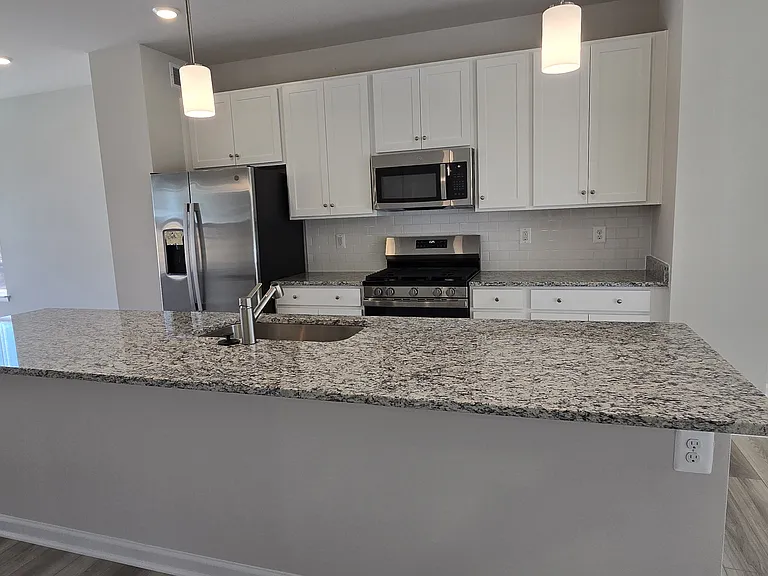 16001 Abelson Way — Photo 17