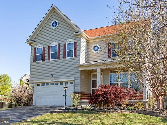 2nd image of 37 Manorwood Dr
