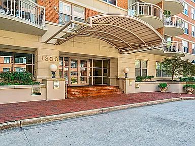 4th image of 1200 Braddock Pl APT 409