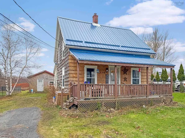 2149 Cowan St, Westville, NS B0K 2A0
