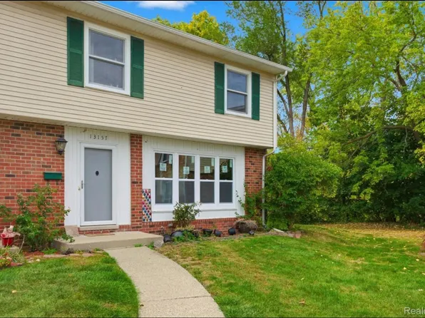 13157 Lake Point Blvd, Van Buren Twp, MI 48111