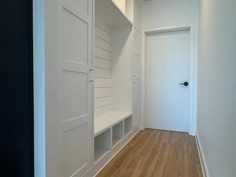 Unit Photo