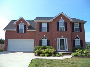 2800 Summertime Ln, Knoxville, TN 37938