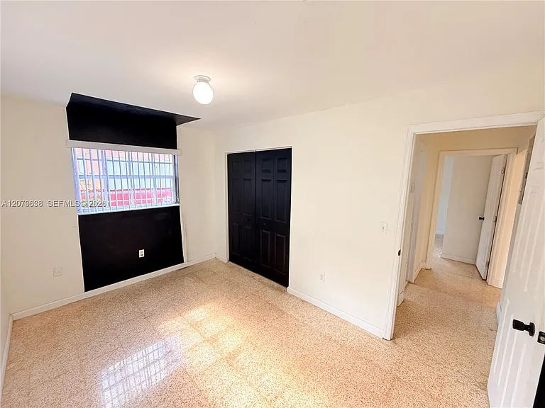 18711 NW 24th Ave — Photo 15