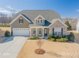 116 Eagles Landing Dr, Mooresville, NC 28117