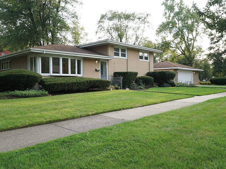 1st image of 644 N Gibbons Ave