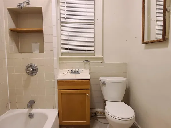 29 Roosevelt Avenue image 17 of 19