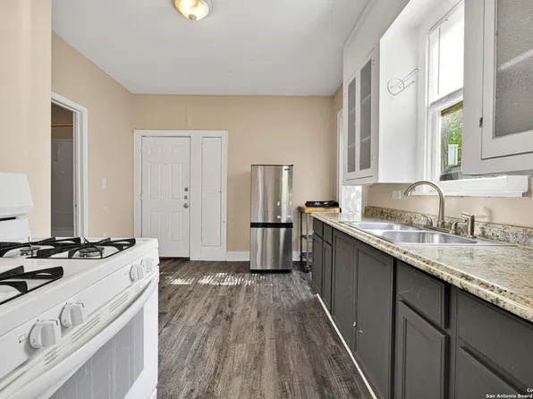 1931 Cincinnati Ave APT 1, San Antonio, TX 78228