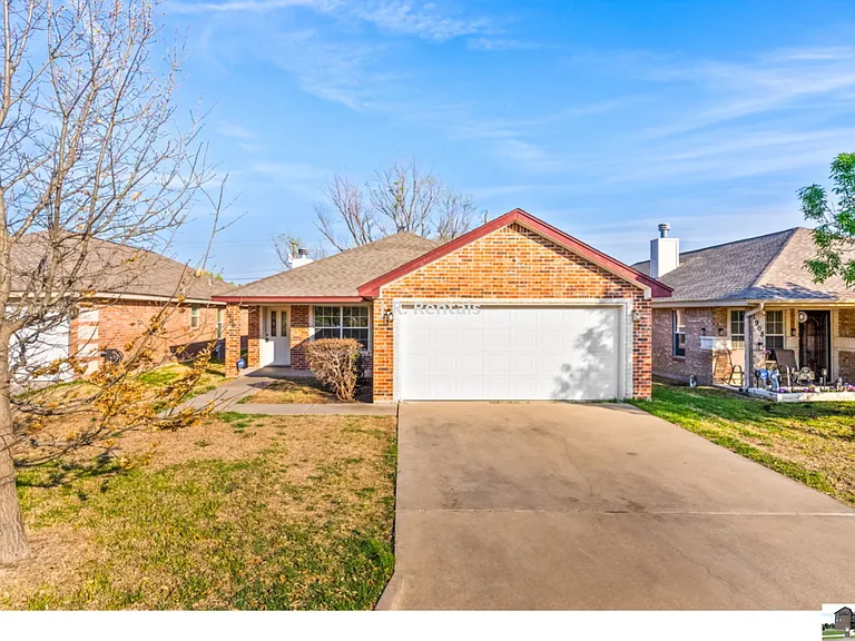 1906 Flagstaff Dr — Photo 97