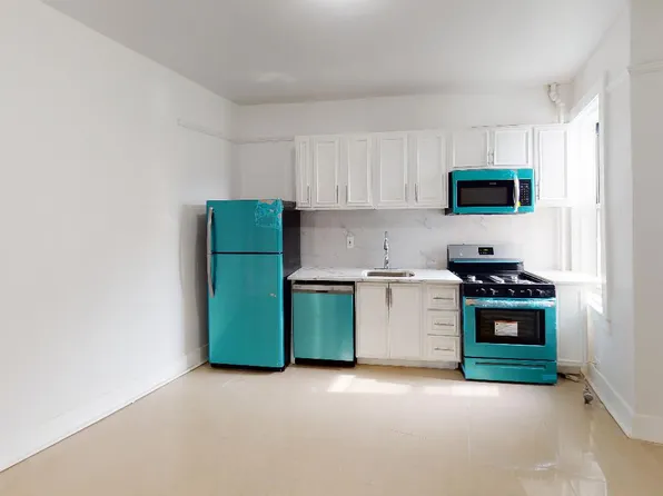 67-28 78th Street image 1 of 20