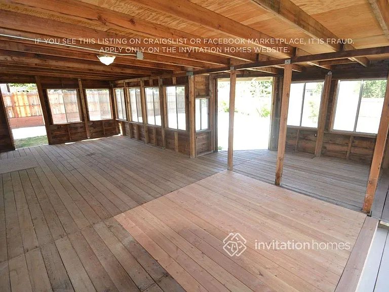 5437 Burr Oak Way — Photo 10