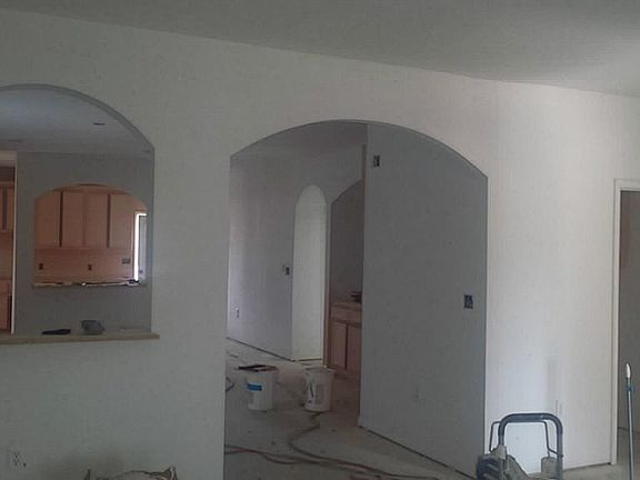4th image of 2410 Glenholly Park Dr
