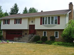 5 Wayne Ct, Wharton, NJ 07885