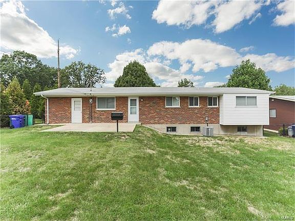 2nd image of 3716 Belcanto Dr