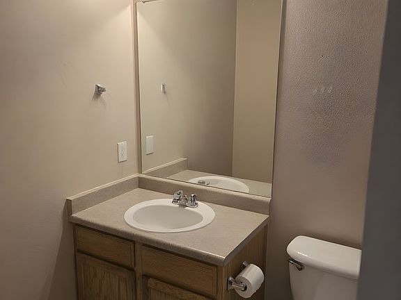 3rd image of 4424 Poplar Brook Dr