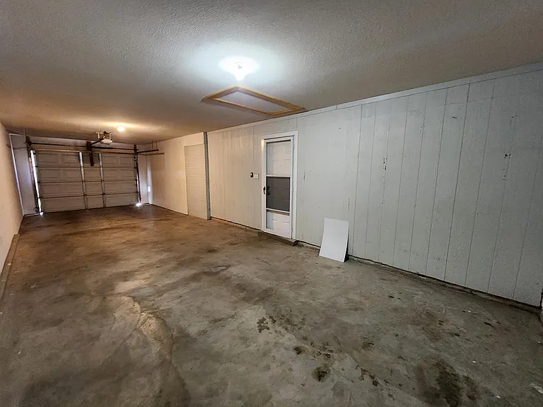1805 Magnolia Ave — Photo 42