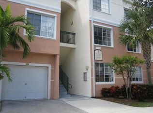 1109 Myrtlewood Cir E, Palm Beach Gardens, FL 33418
