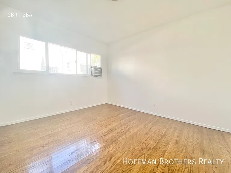 1162 N Orange Grove Ave #1 — Photo 9