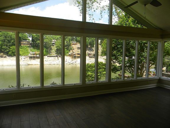 2nd image of 516 Baywood Dr