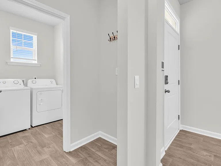 324 Feldspar Ln — Photo 28