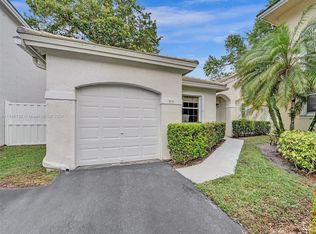 9839 NW 2nd St, Plantation, FL 33324