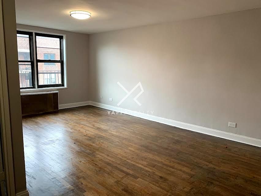 2nd image of 2030 Elk Dr APT 7E
