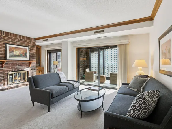 1235 Yale Pl APT 1208, Minneapolis, MN 55403