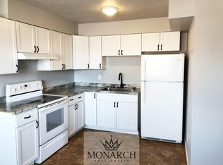 3308 S Lincoln Ave, Sioux Falls, SD 57105