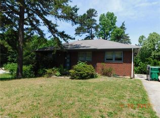 3501 Pine Valley Rd, High Point, NC 27265