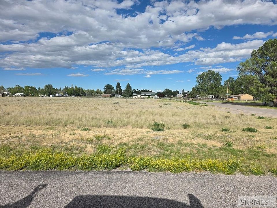 2nd image of Lots 8 15 Idaho St