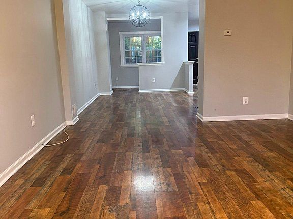 2nd image of 7164 Ruskin Ln