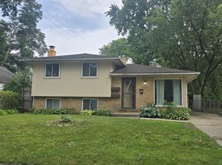 826 Hawthorn Ave, Royal Oak, MI