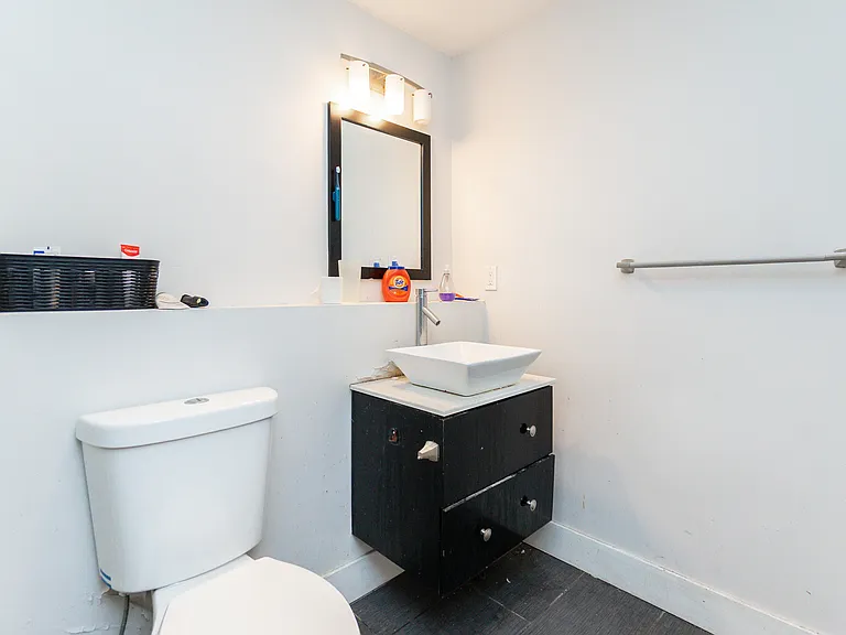 78 Forest St #1 — Photo 11