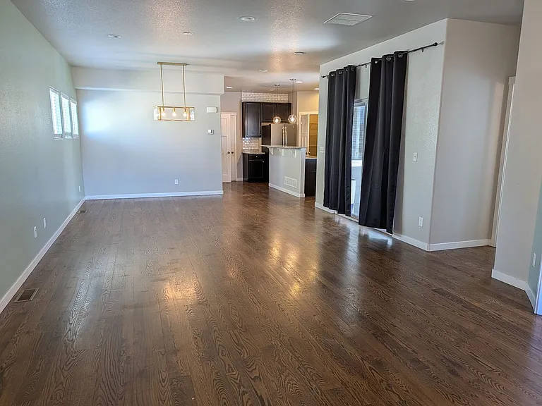 7709 Camille Ct — Photo 3