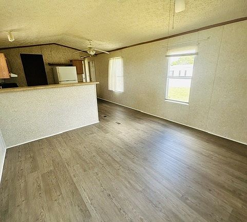 4th image of 707 Kiser Rd