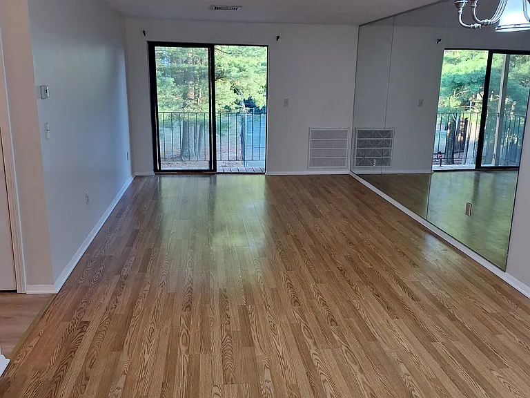 15 Blackstone Dr #25 — Photo 5